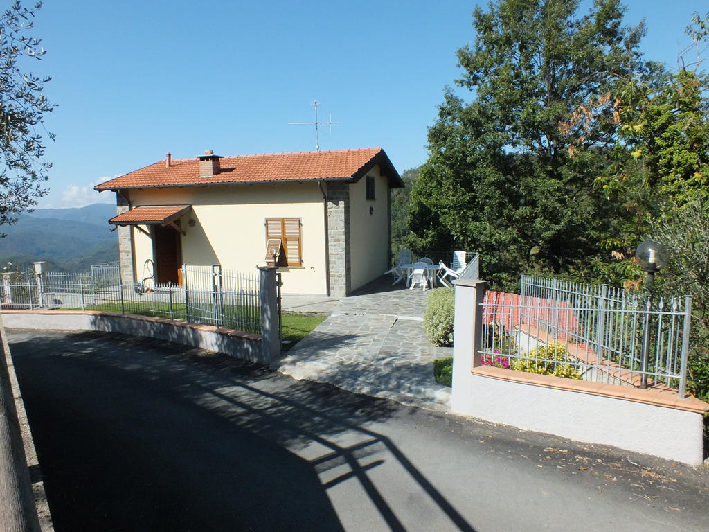 Villa Il Poggio Degli Olivi Serò Esterno foto